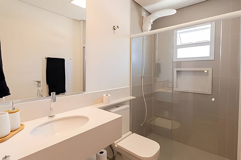 Conforto em Peruibe - Condomínio fechado e piscina