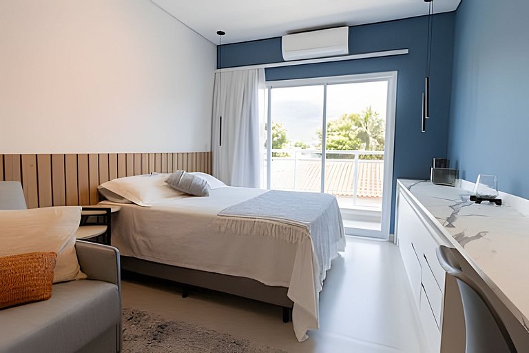 Condomínio gostoso em Peruibe - piscina e garagem