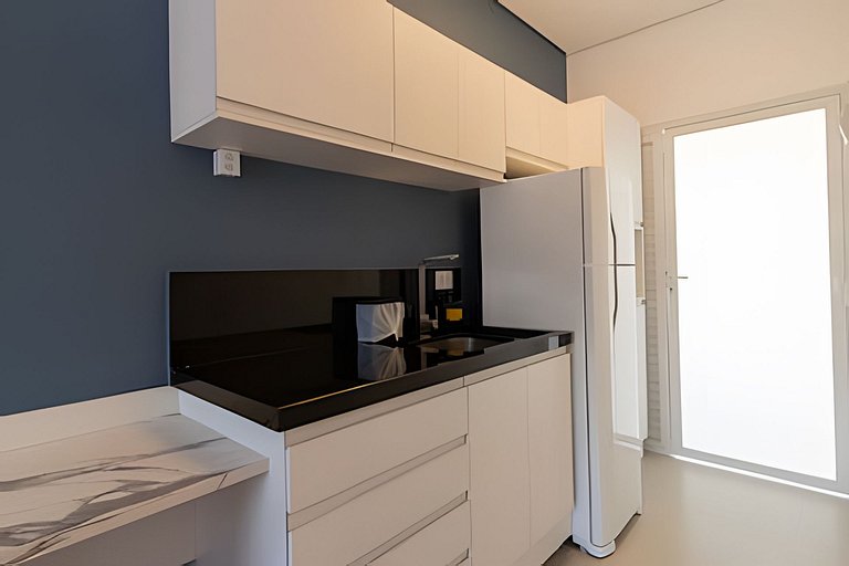 Condomínio gostoso em Peruibe - piscina e garagem