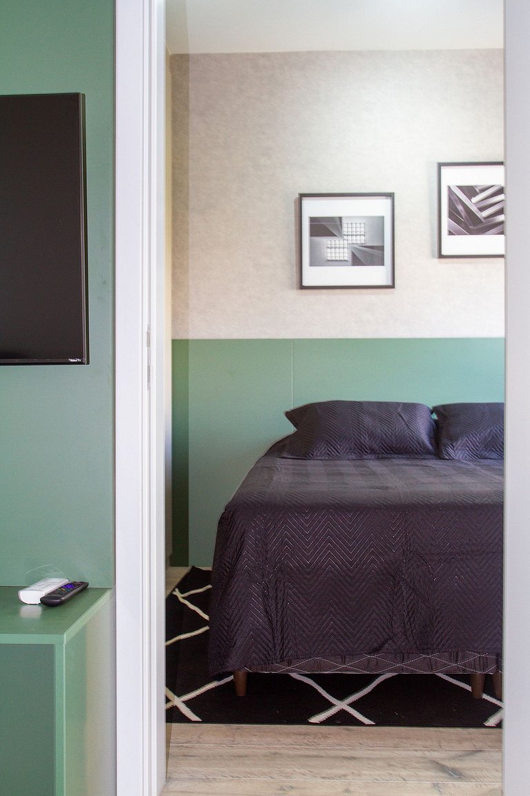 Apt 2 quartos luxuoso no campo belo. Ar e piscina