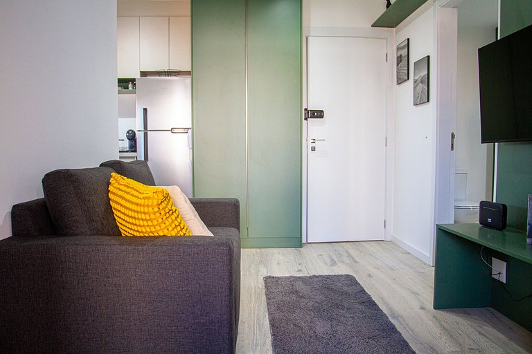 Apt 2 quartos luxuoso no campo belo. Ar e piscina