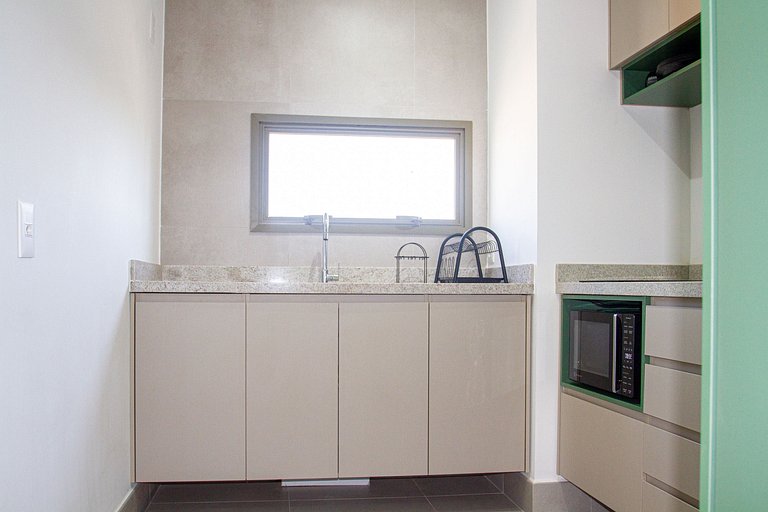 Apt 2 quartos luxuoso no campo belo. Ar e piscina