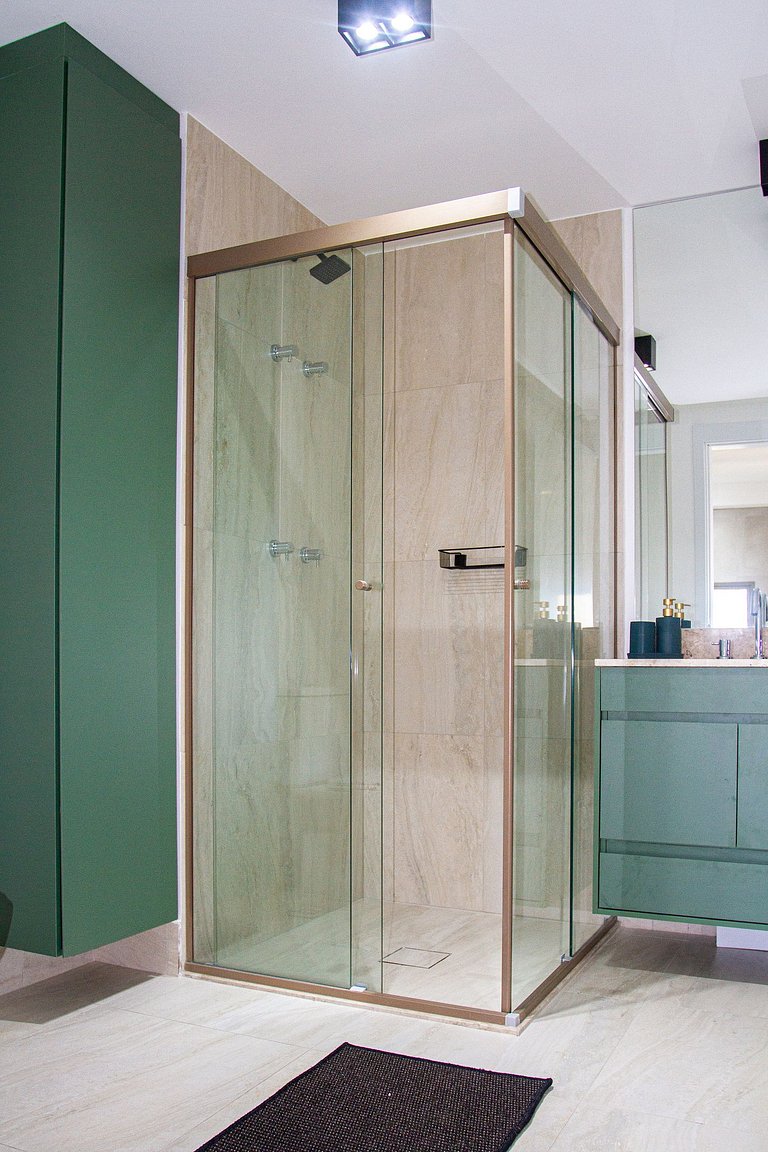 Apt 2 quartos luxuoso no campo belo. Ar e piscina