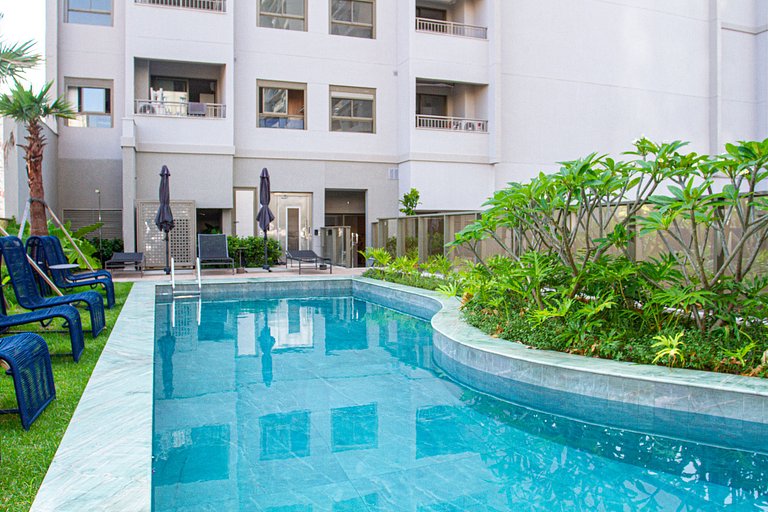 Apt 2 quartos luxuoso no campo belo. Ar e piscina