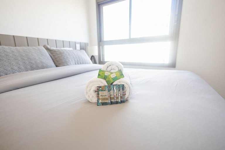 Apto c/ ar, piscina e academia