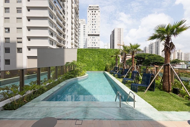 Apto c/ ar, piscina e academia