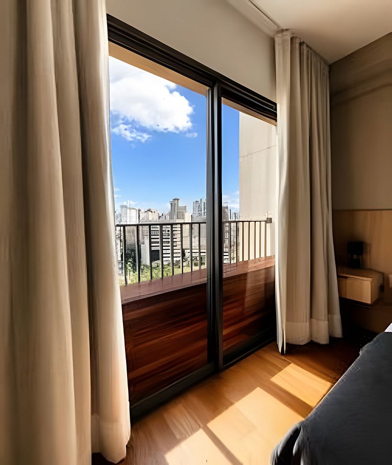 Belo Apartamento Localizado no Itaim Bibi