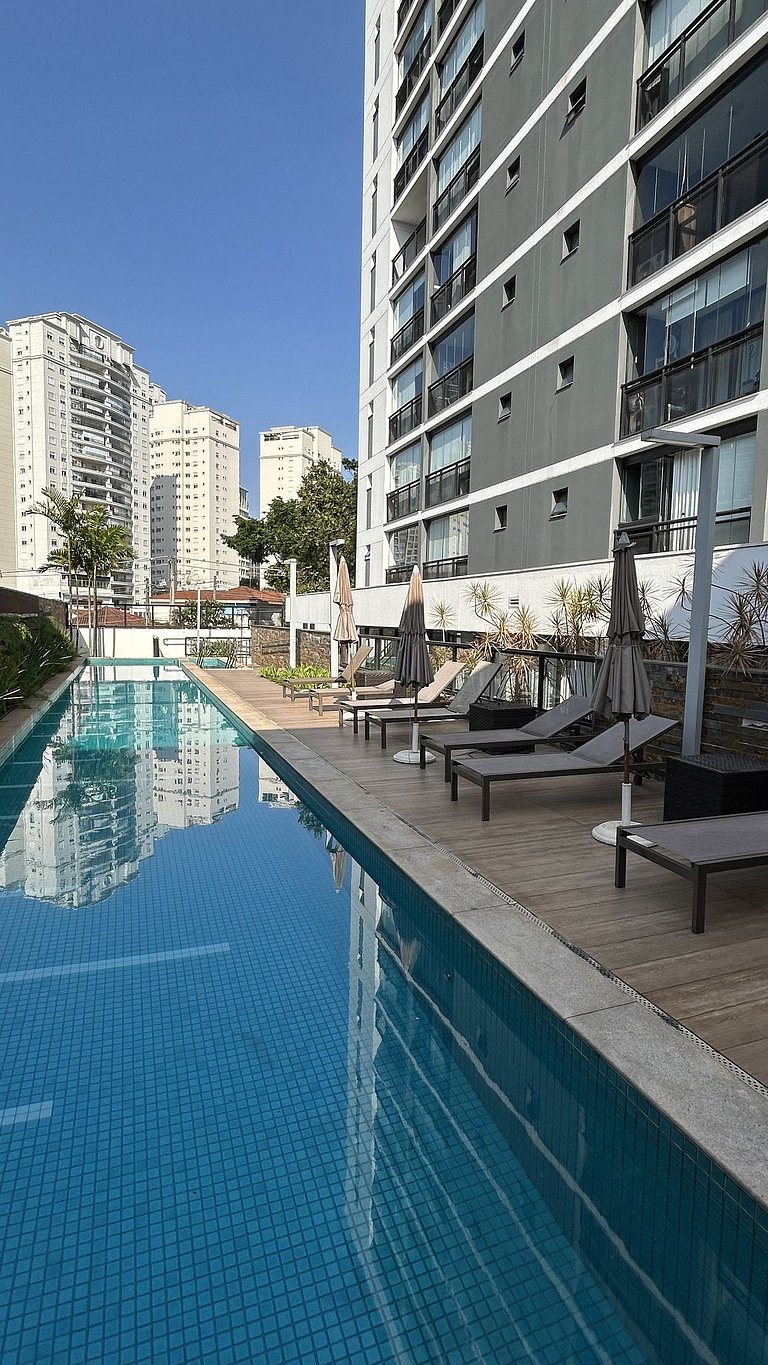 Studio moderno com varanda e vista na Vila Olímpia