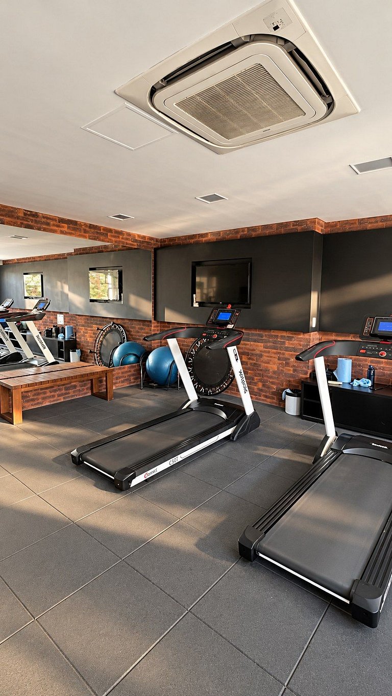 Studio moderno com varanda e vista na Vila Olímpia