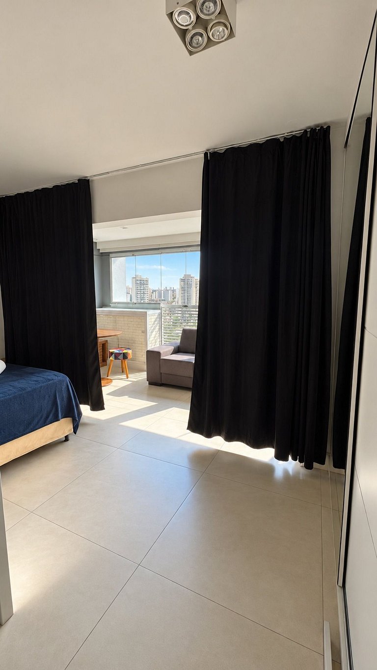 Studio no Brooklin com piscina e academia