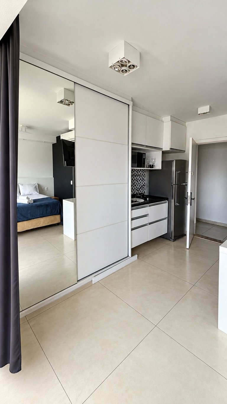 Studio no Brooklin com piscina e academia