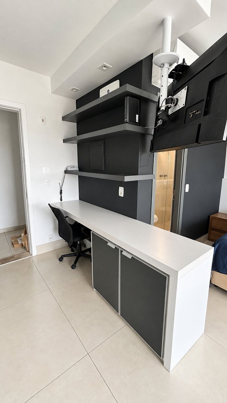 Studio no Brooklin com piscina e academia