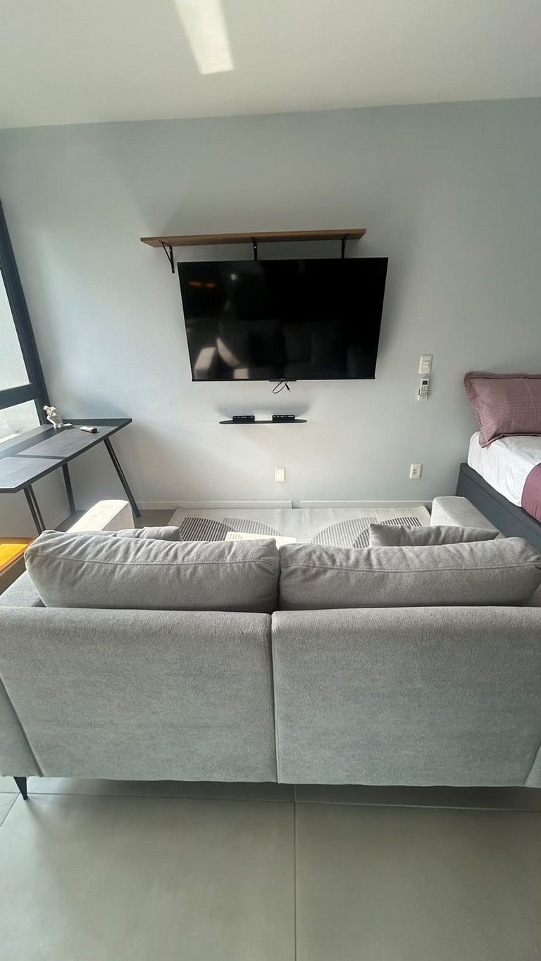 Studio moderno com varanda e vista na Vila Olímpia
