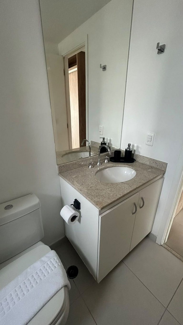 Studio moderno com varanda e vista na Vila Olímpia