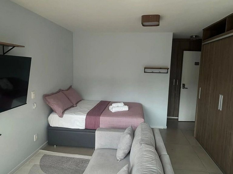 Studio moderno com varanda e vista na Vila Olímpia