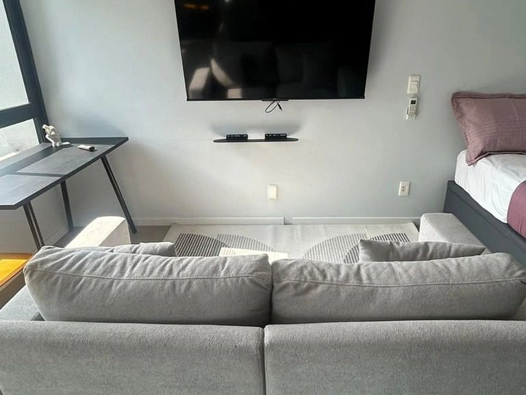 Studio moderno com varanda e vista na Vila Olímpia